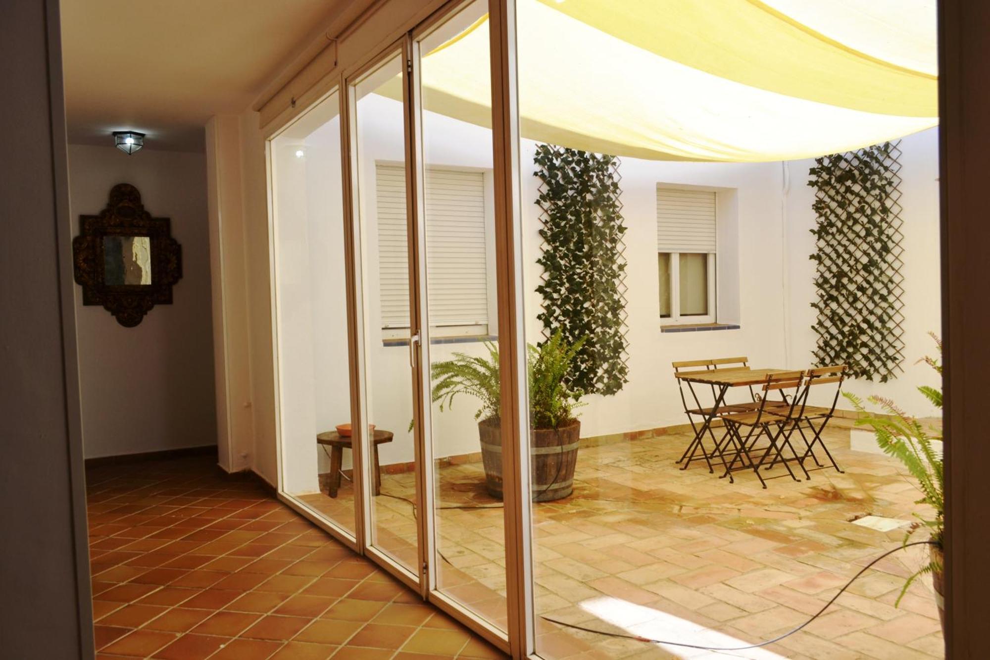 Sunshine Paseo De La Victoria Villa Cordoba Exterior photo